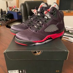 Jordan 5 Satin Bred Size 8 & 8.5
